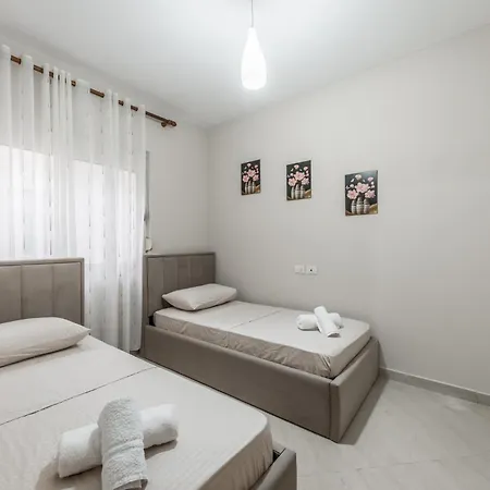 Seaside Escape Apartment *
