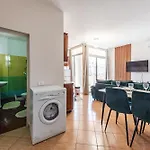 Seaside Escape Апартаменты Дуррес